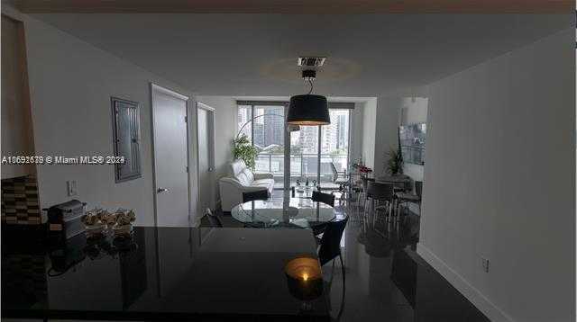 Small Image of 92 SOUTH WEST 3RD ST #1802, Miami Number 3