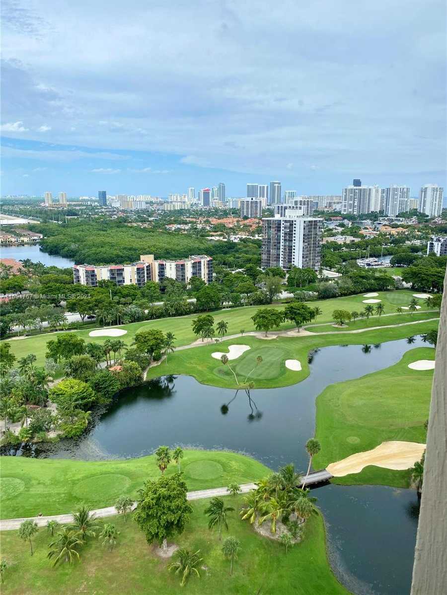 Small Image of 20379 WEST COUNTRY CLUB DR #PH-40, Aventura Number 14