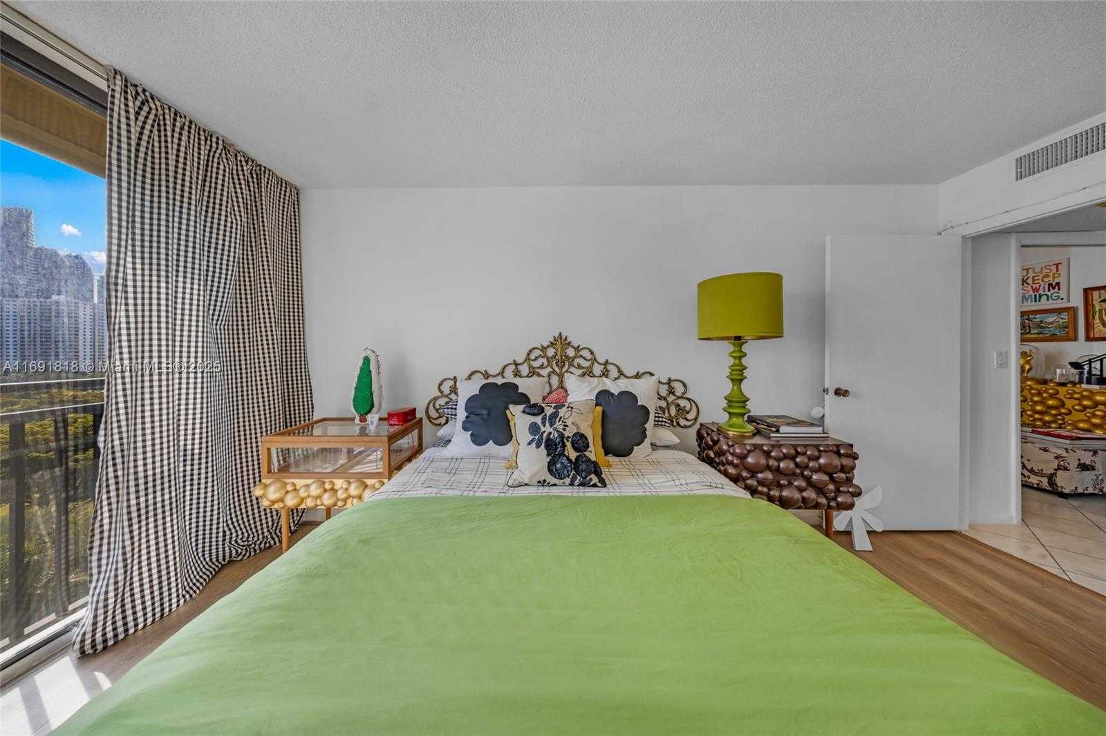 Small Image of 17720 NORTH BAY RD #901, Sunny Isles Beach Number 22