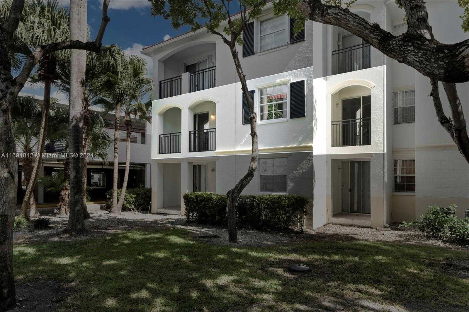 Small Image of 3225 NORTH EAST 184TH ST #10205, Aventura Number 3