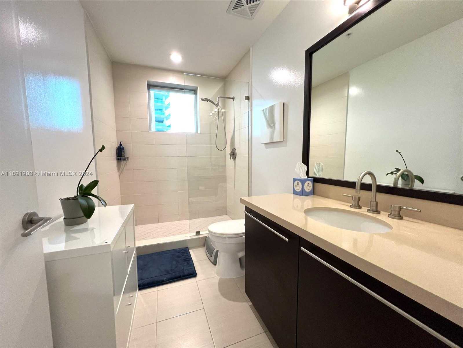 Small Image of 7928 EAST DR #605, North Bay Village Number 12