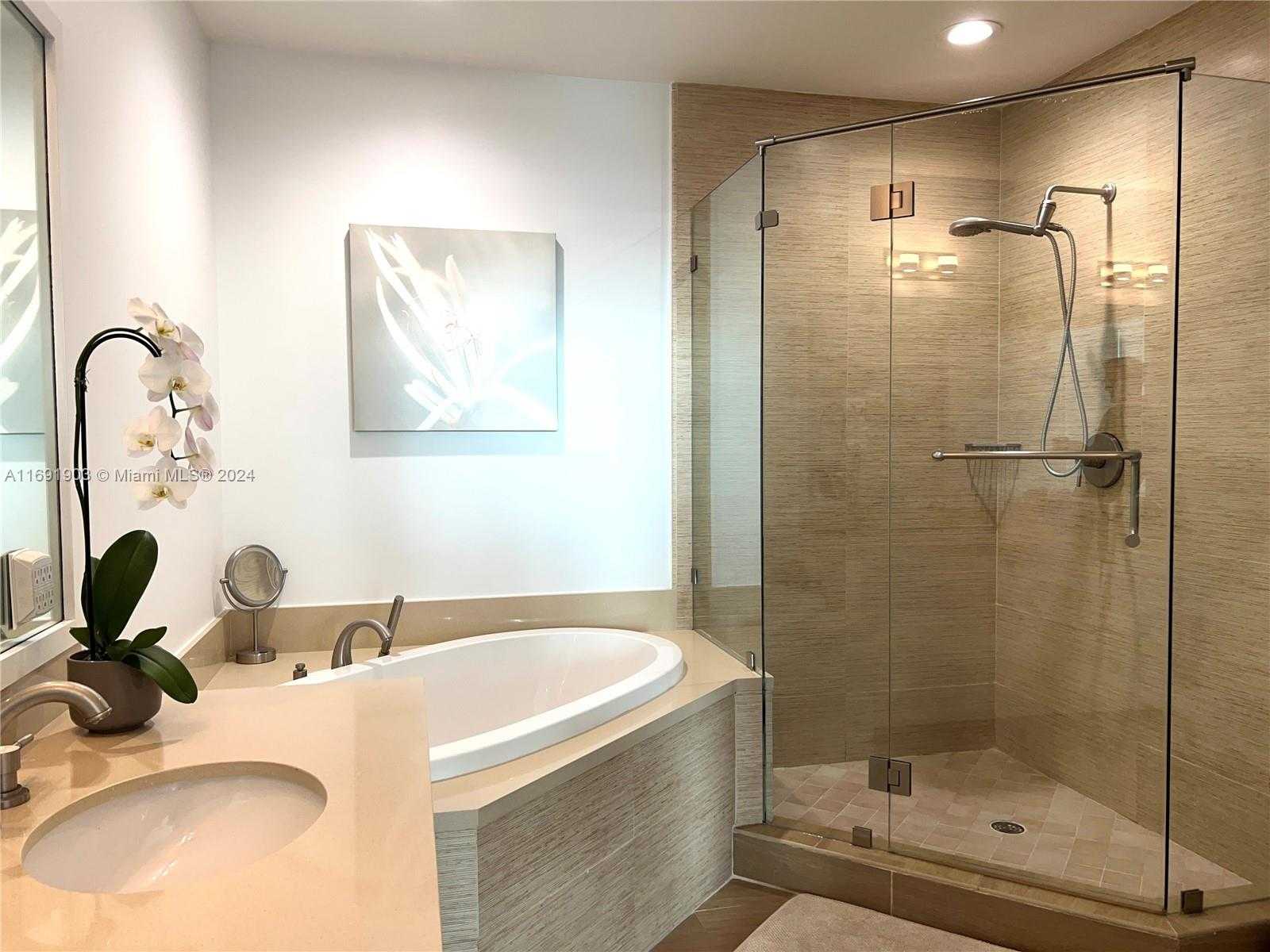 Small Image of 7928 EAST DR #605, North Bay Village Number 17