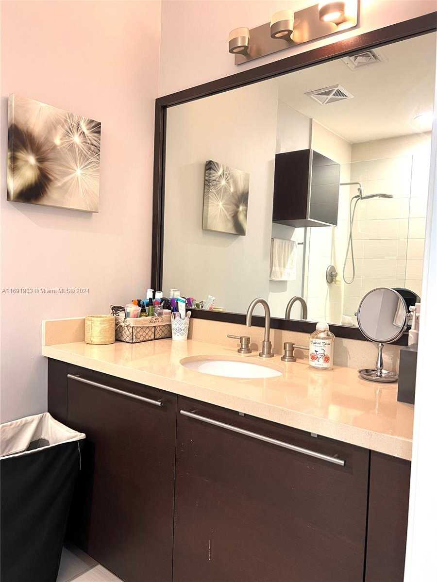 Small Image of 7928 EAST DR #605, North Bay Village Number 23