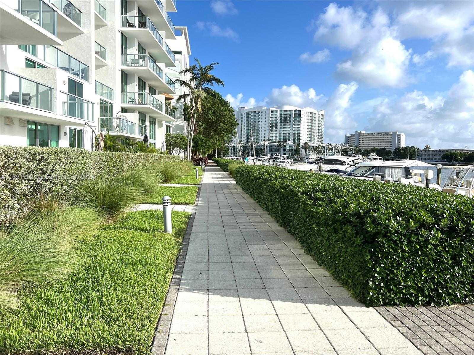 Small Image of 7928 EAST DR #605, North Bay Village Number 31