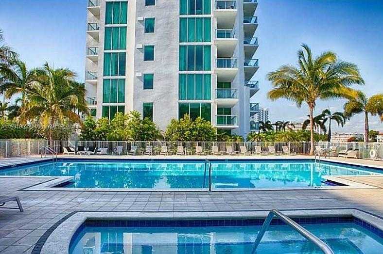 Small Image of 7928 EAST DR #605, North Bay Village Number 40