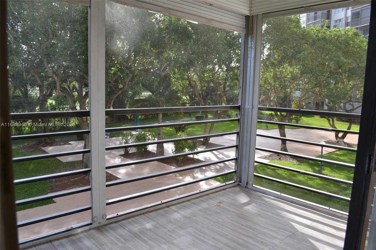 Small Image of 1100 SAINT CHARLES PL #219, Pembroke Pines Number 18