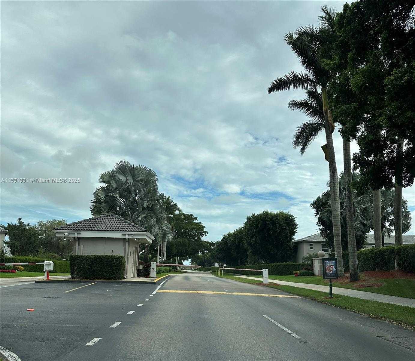 Small Image of 2636 SOUTH EAST 21ST CT #204-C, Homestead Number 18