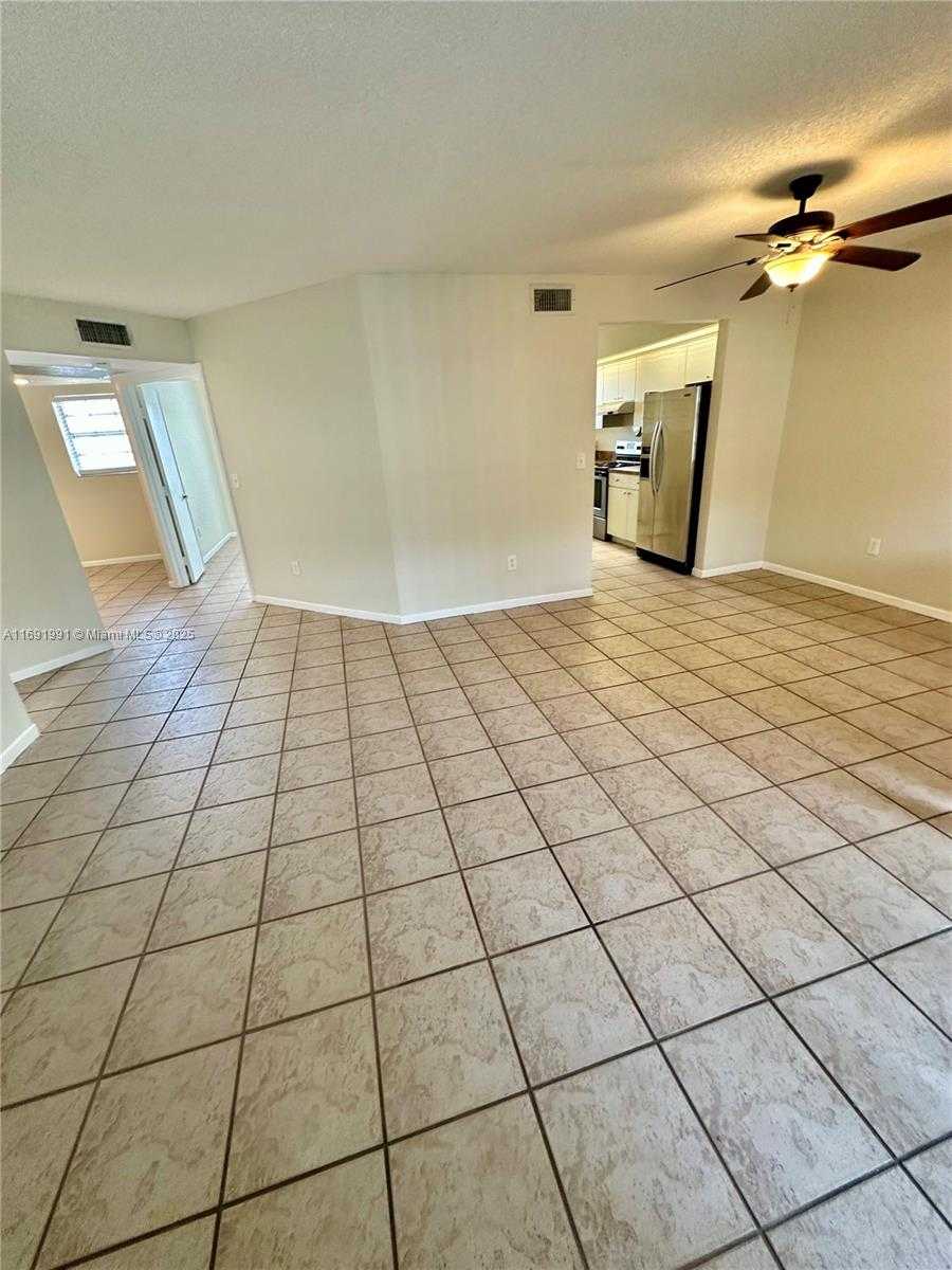 Small Image of 2636 SOUTH EAST 21ST CT #204-C, Homestead Number 3