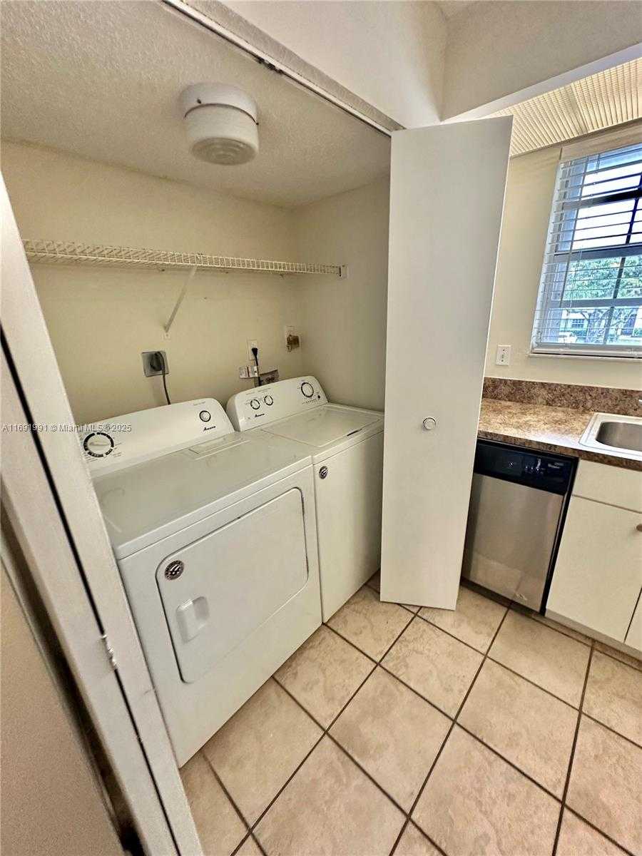 Small Image of 2636 SOUTH EAST 21ST CT #204-C, Homestead Number 8