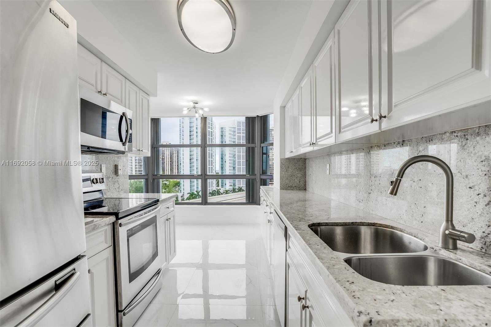 Small Image of 3500 MYSTIC POINTE DR #1205, Aventura Number 10