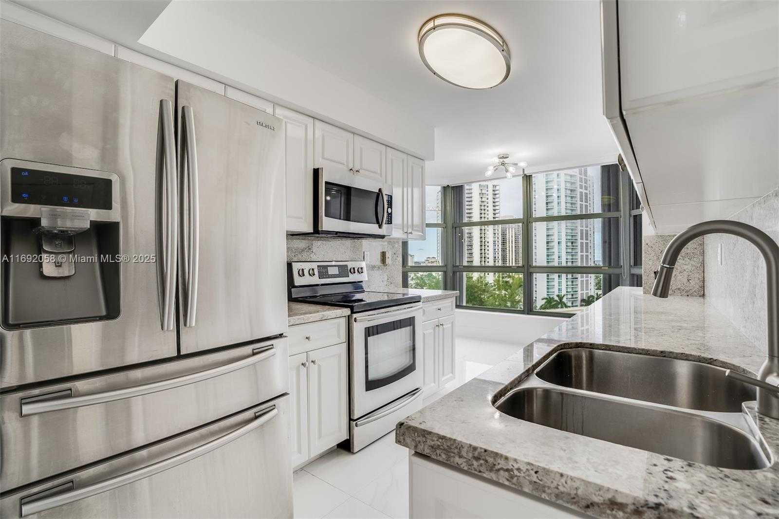 Small Image of 3500 MYSTIC POINTE DR #1205, Aventura Number 12
