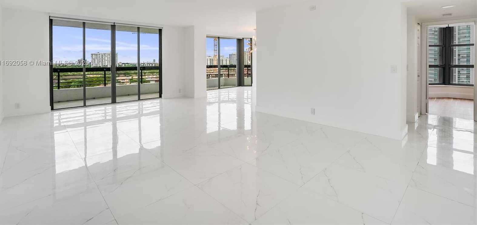 Small Image of 3500 MYSTIC POINTE DR #1205, Aventura Number 2
