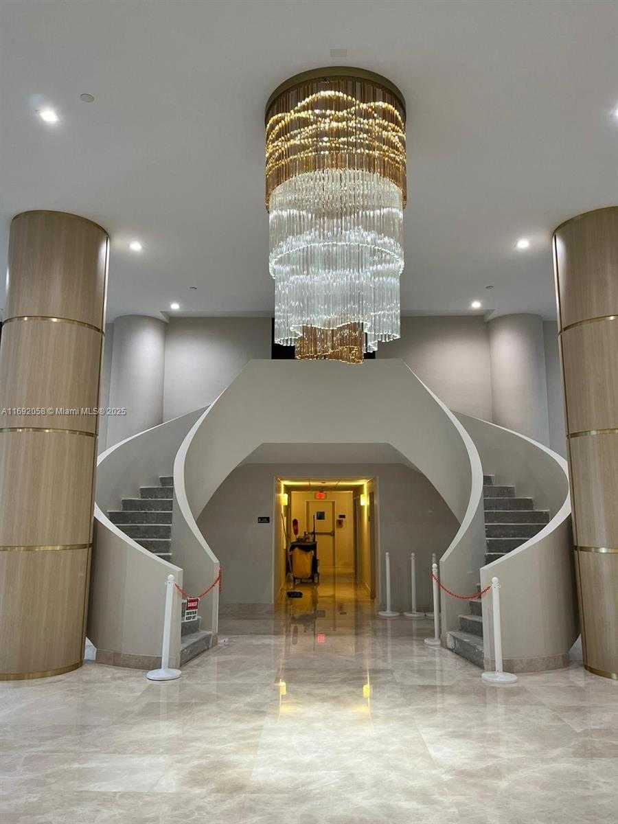 Small Image of 3500 MYSTIC POINTE DR #1205, Aventura Number 32