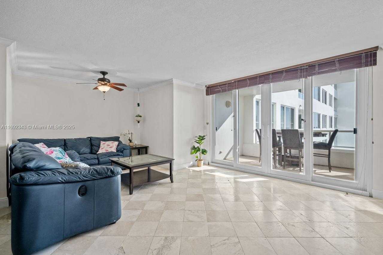Small Image of 5005 COLLINS AVE #615, Miami Beach Number 13