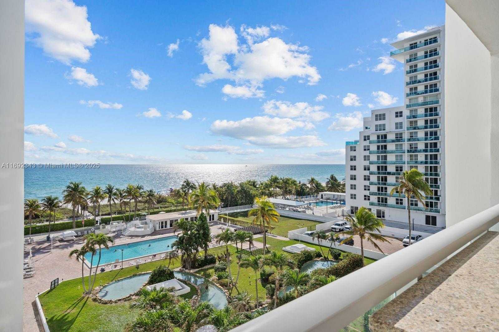 Small Image of 5005 COLLINS AVE #615, Miami Beach Number 27