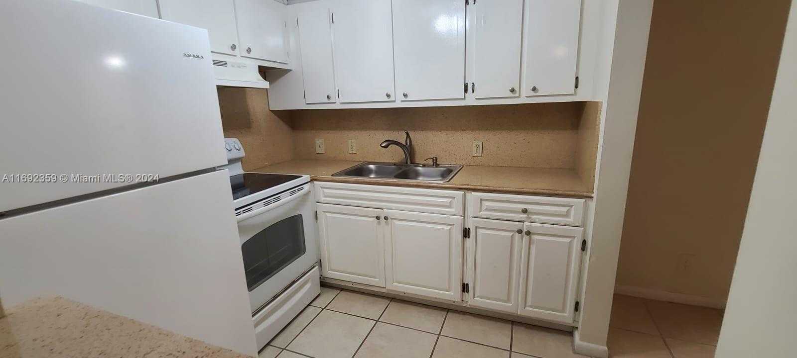 Small Image of 34 MANSFIELD A #34, Boca Raton Number 4