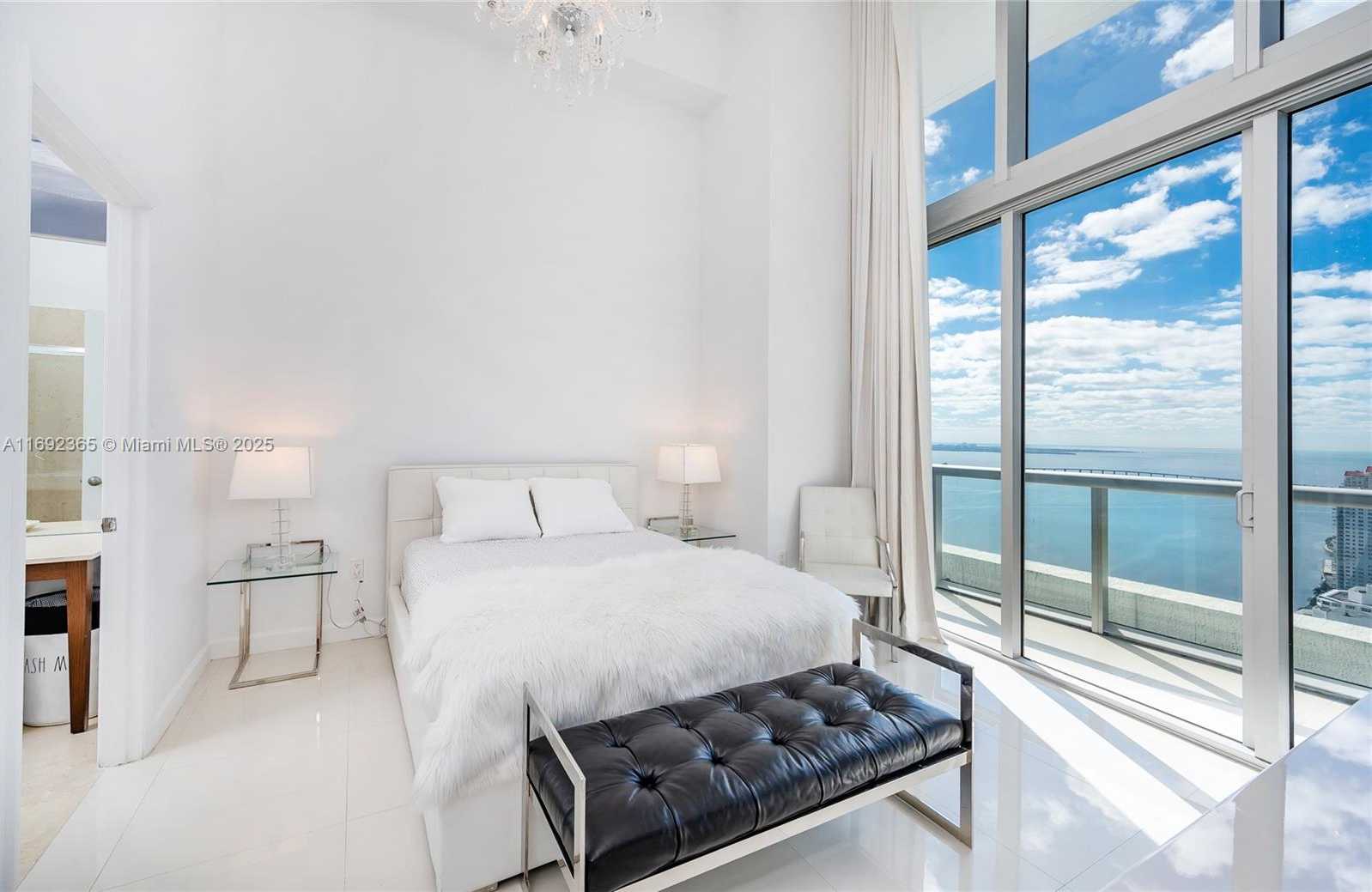Small Image of 495 BRICKELL AVE #4103, Miami Number 11