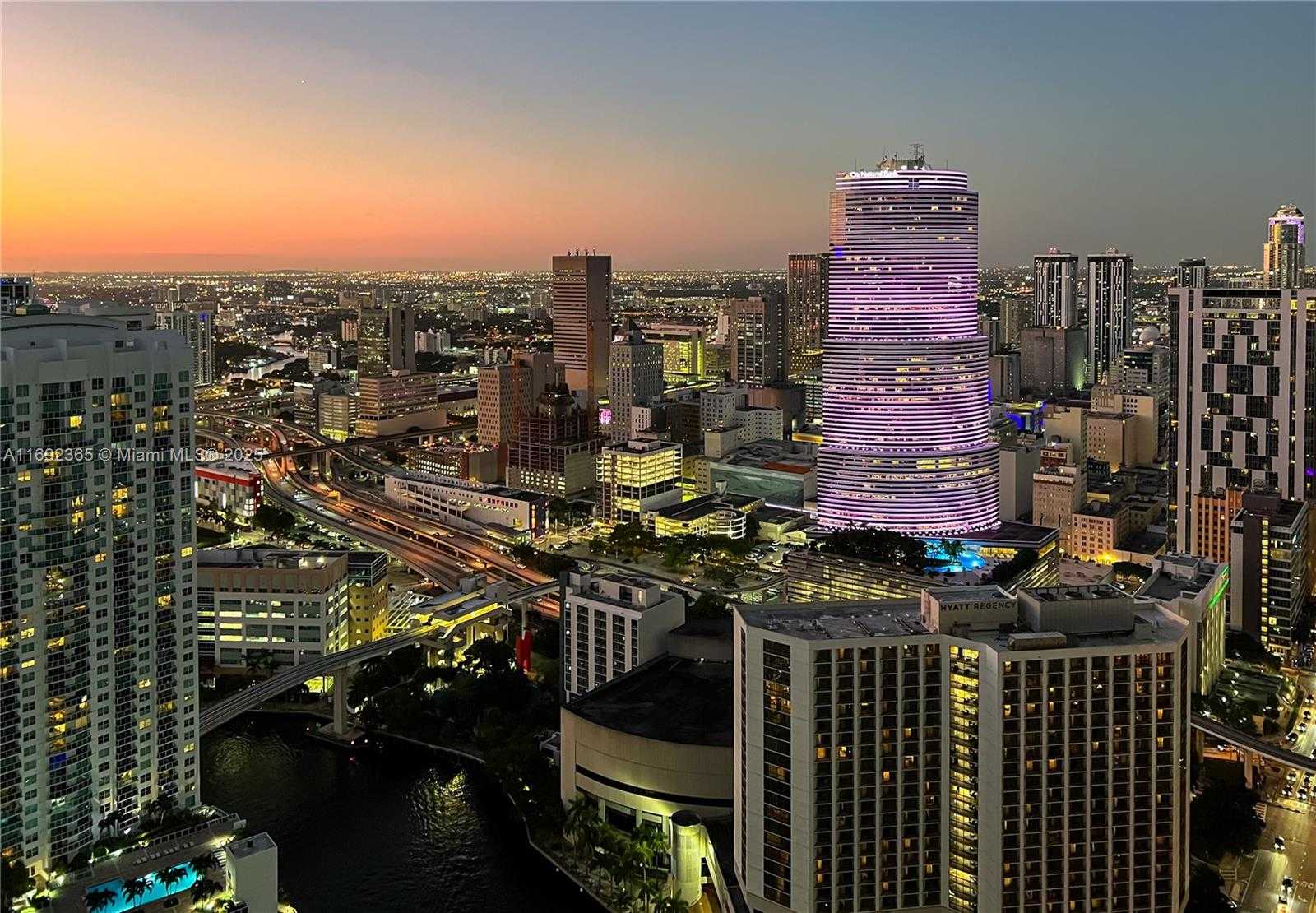 Small Image of 495 BRICKELL AVE #4103, Miami Number 20
