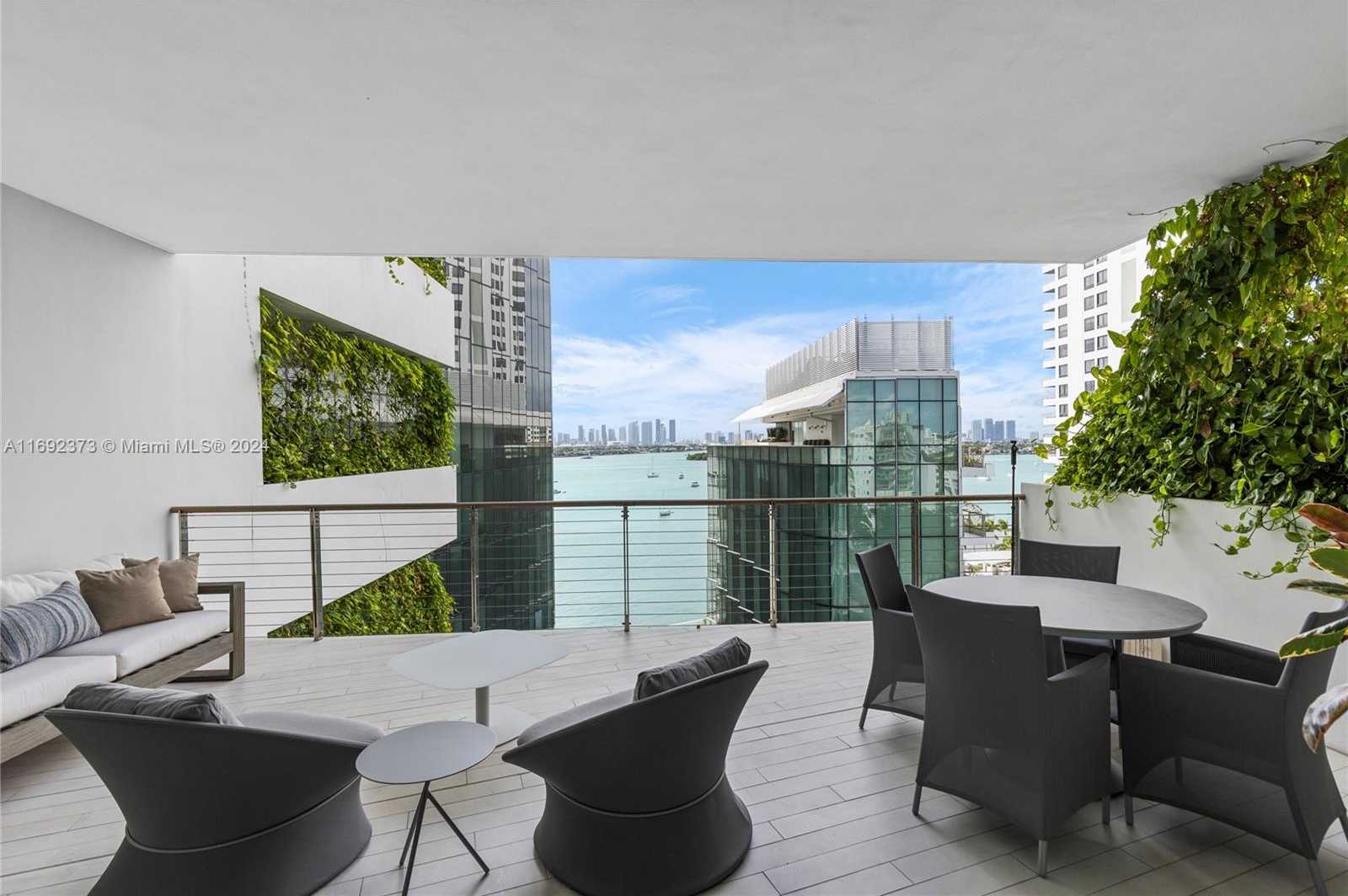 Small Image of 1300 MONAD TER #8D, Miami Beach Number 4