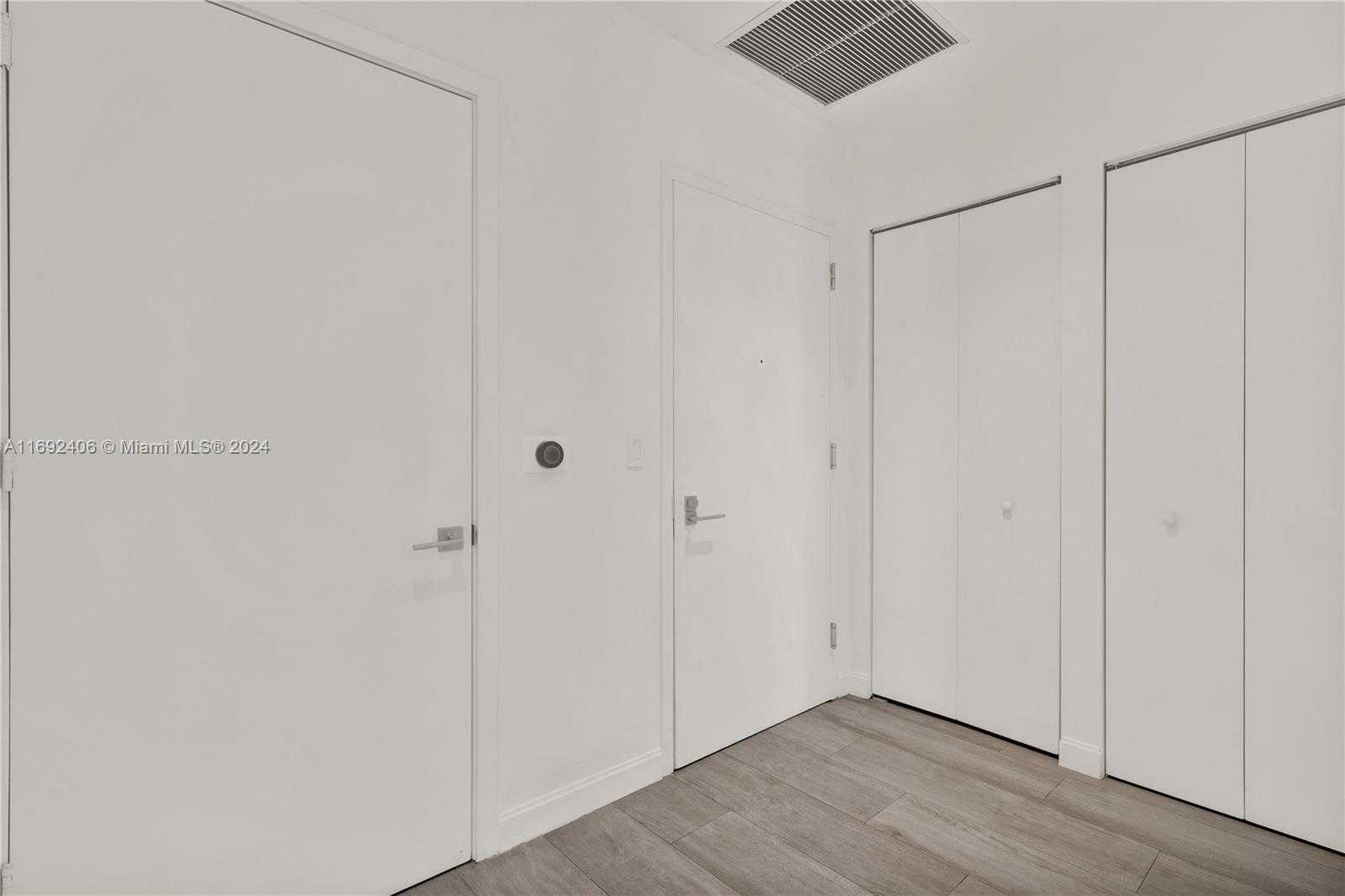 Small Image of 45 SOUTH WEST 9TH ST #4306, Miami Number 29