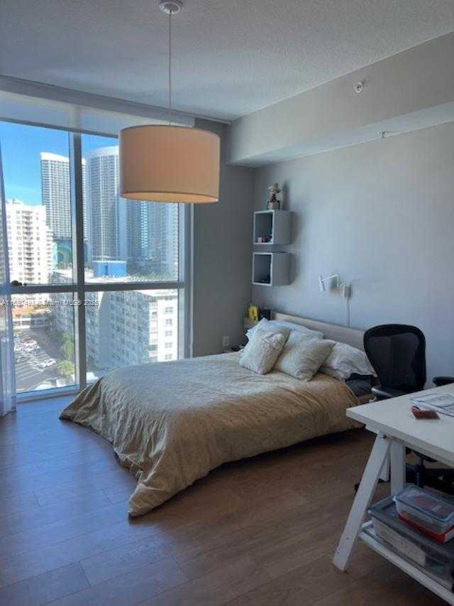 Small Image of 1945 SOUTH OCEAN DR #1108, Hallandale Beach Number 26