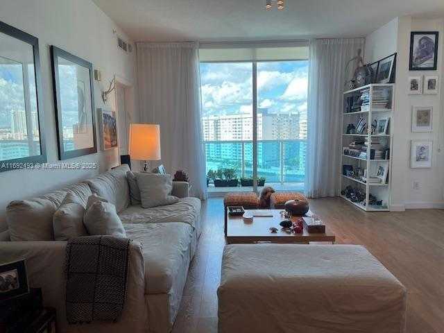 Small Image of 1945 SOUTH OCEAN DR #1108, Hallandale Beach Number 9