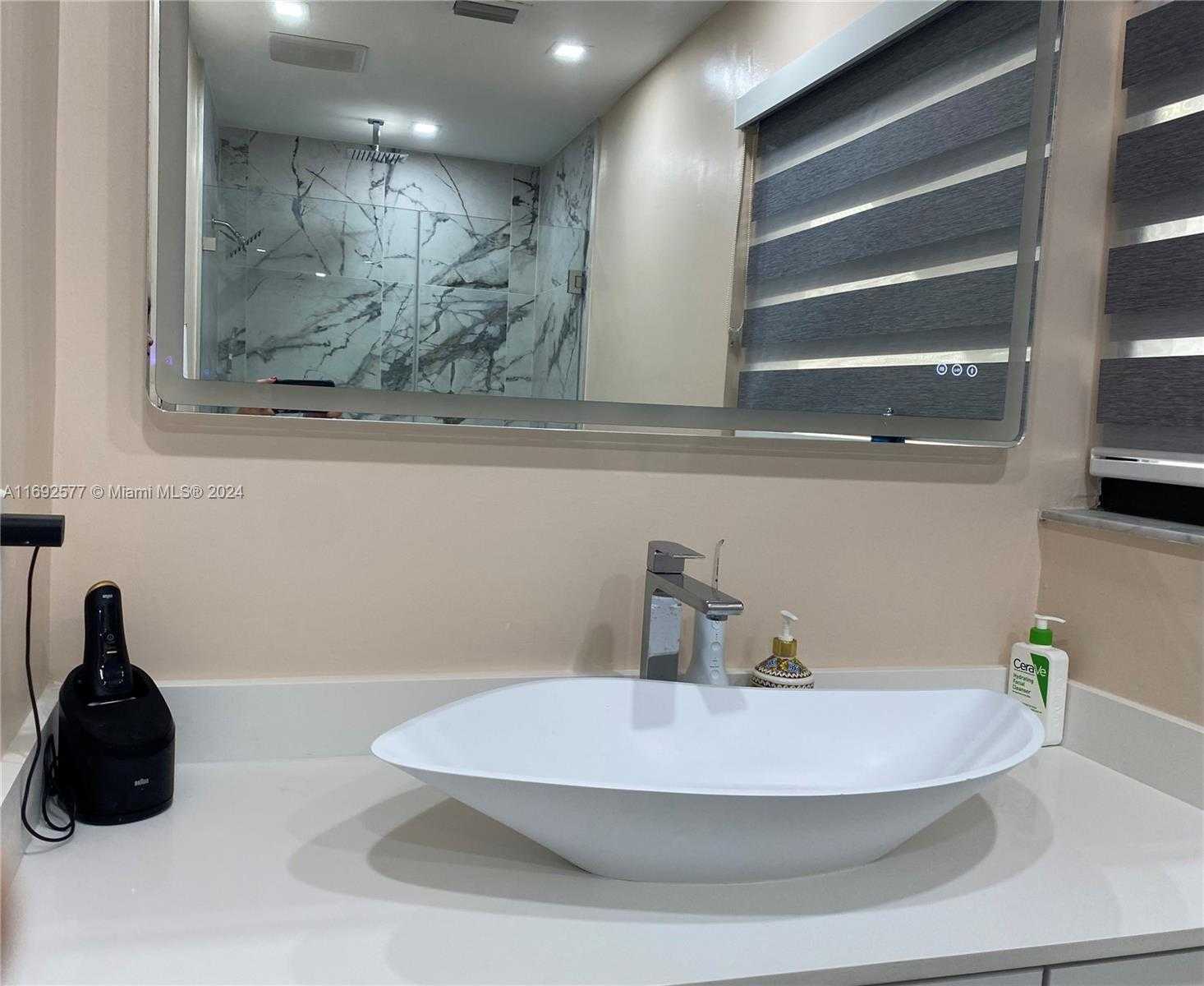 Small Image of 13380 SOUTH WEST 91ST TER #E, Miami Number 15