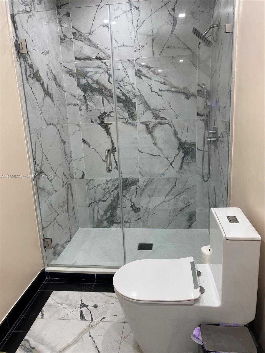 Small Image of 13380 SOUTH WEST 91ST TER #E, Miami Number 16