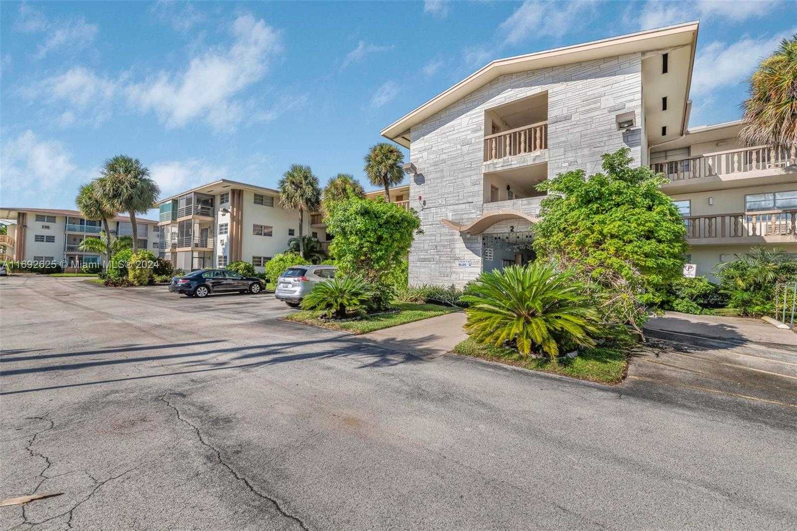 Small Image of 17000 NORTH EAST 14TH AVE #301, North Miami Beach Number 16