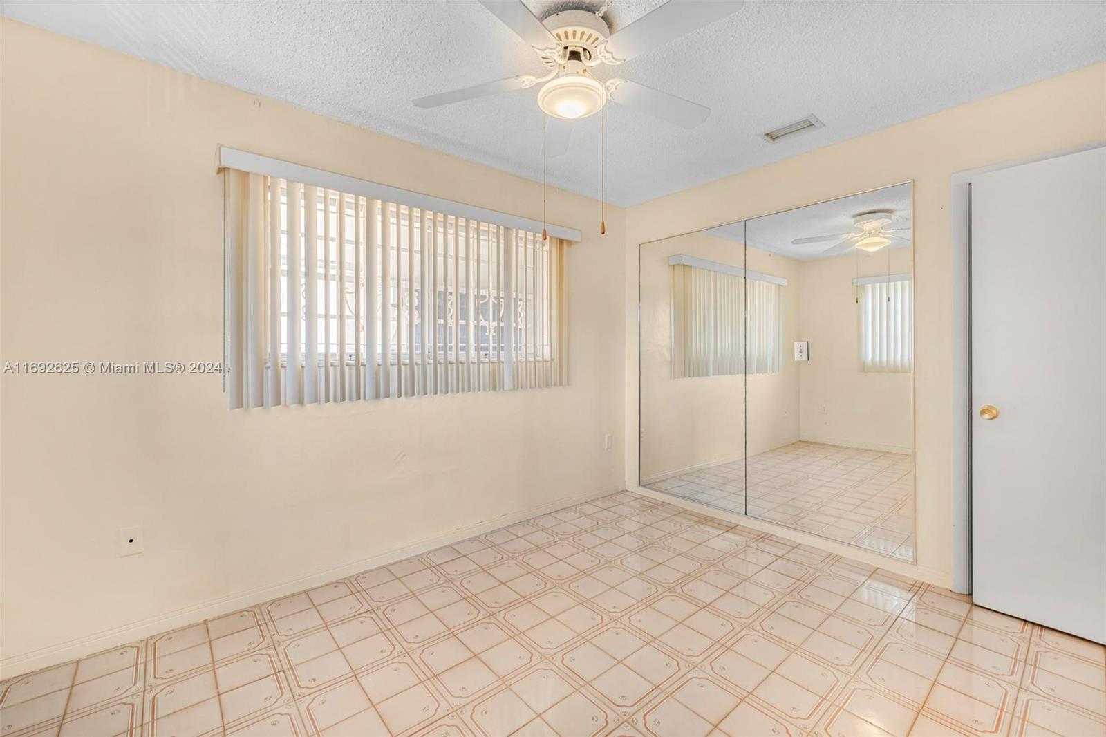 Small Image of 17000 NORTH EAST 14TH AVE #301, North Miami Beach Number 8