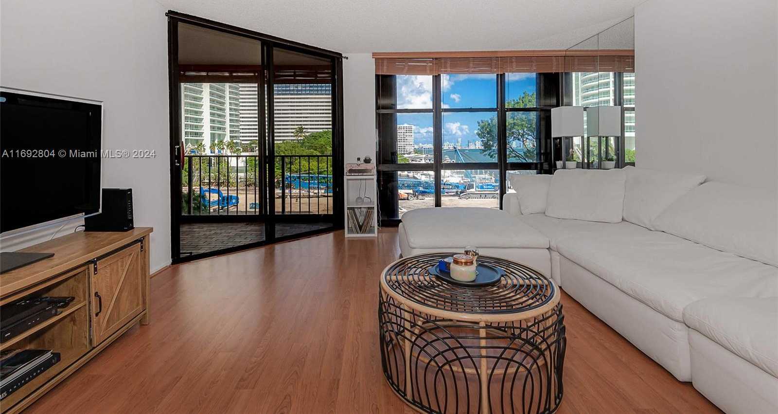 Small Image of 1865 BRICKELL AVE #A407, Miami Number 10