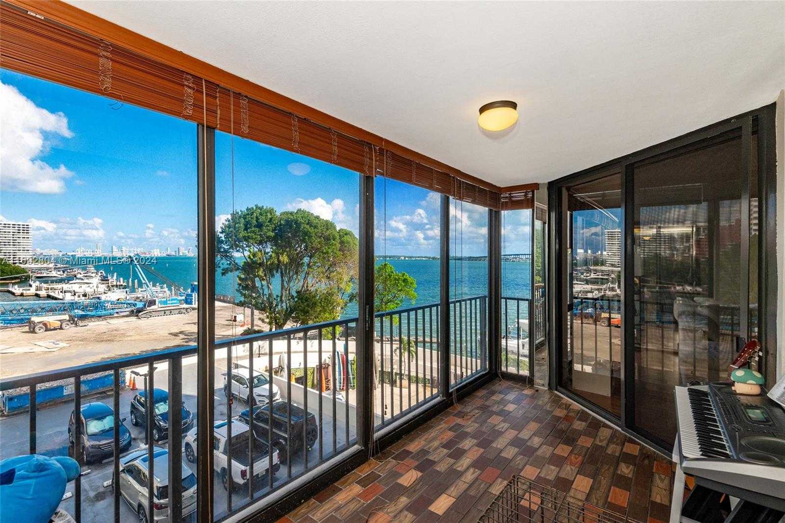 Small Image of 1865 BRICKELL AVE #A407, Miami Number 27
