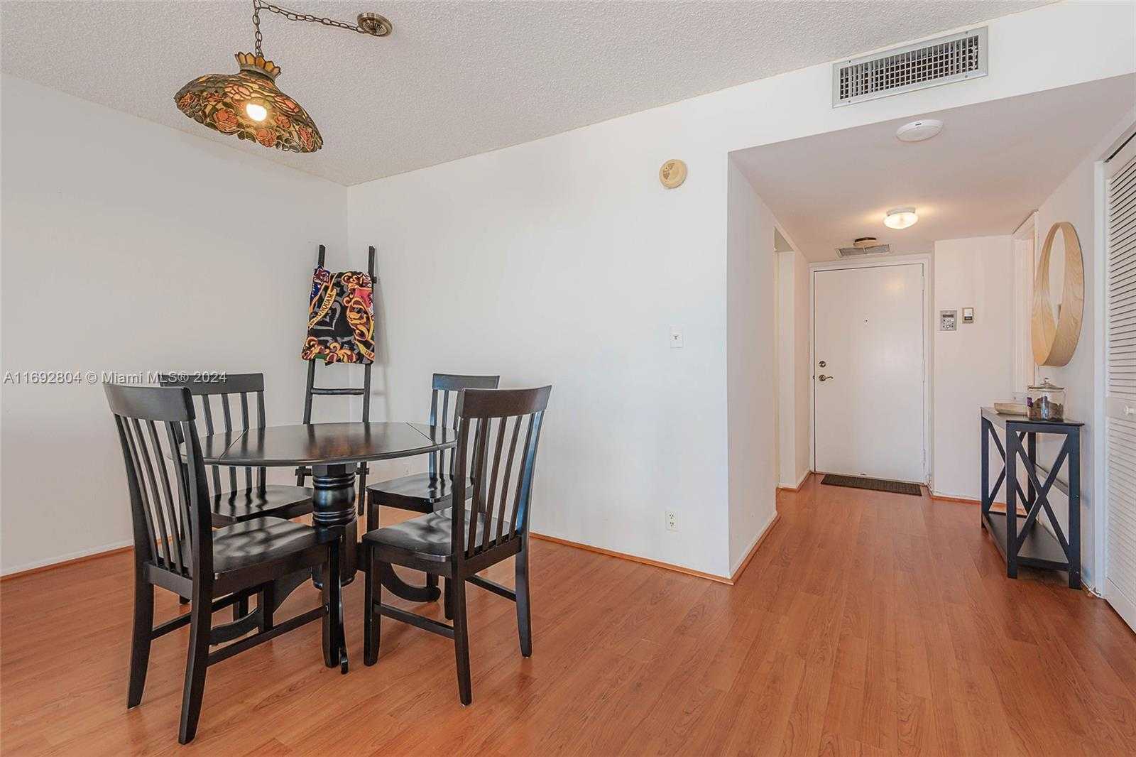 Small Image of 1865 BRICKELL AVE #A407, Miami Number 6