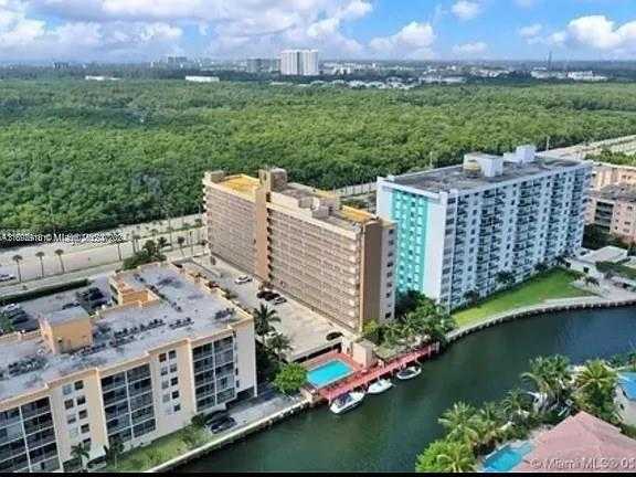 Small Image of 2903 NORTH MIAMI BEACH BLVD #806, North Miami Beach Number 28