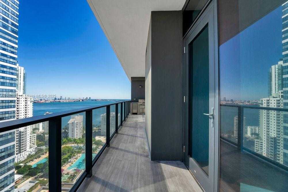 Small Image of 1451 BRICKELL AVE #2706, Miami Number 22