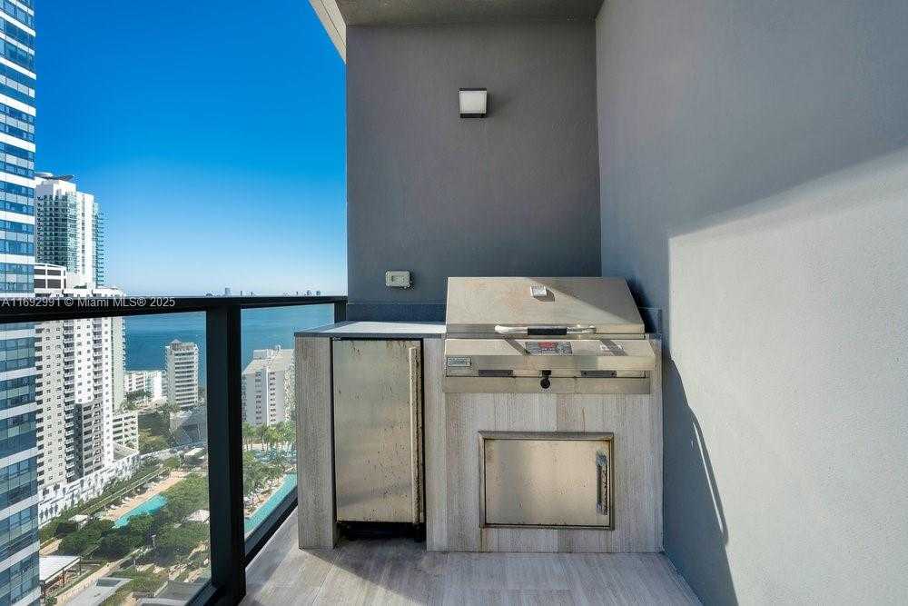 Small Image of 1451 BRICKELL AVE #2706, Miami Number 24
