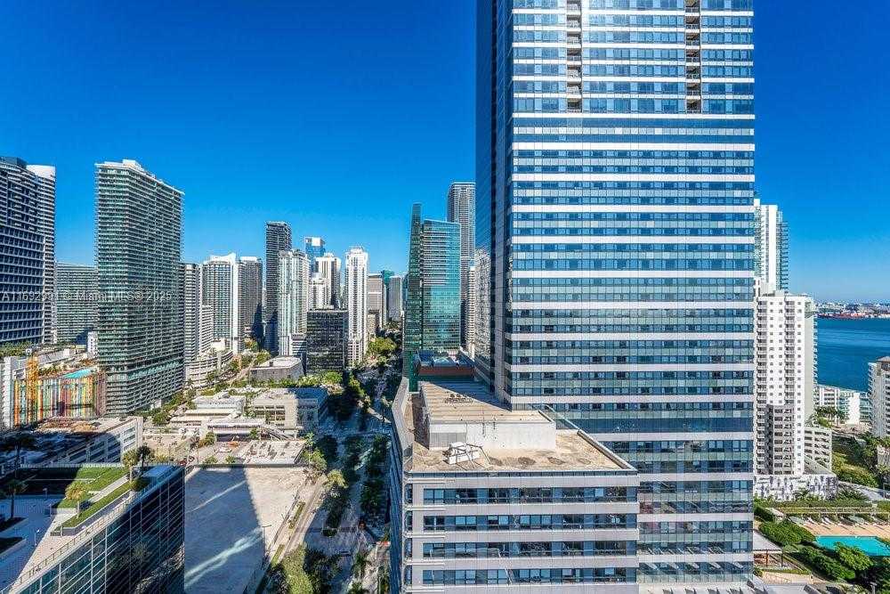 Small Image of 1451 BRICKELL AVE #2706, Miami Number 25