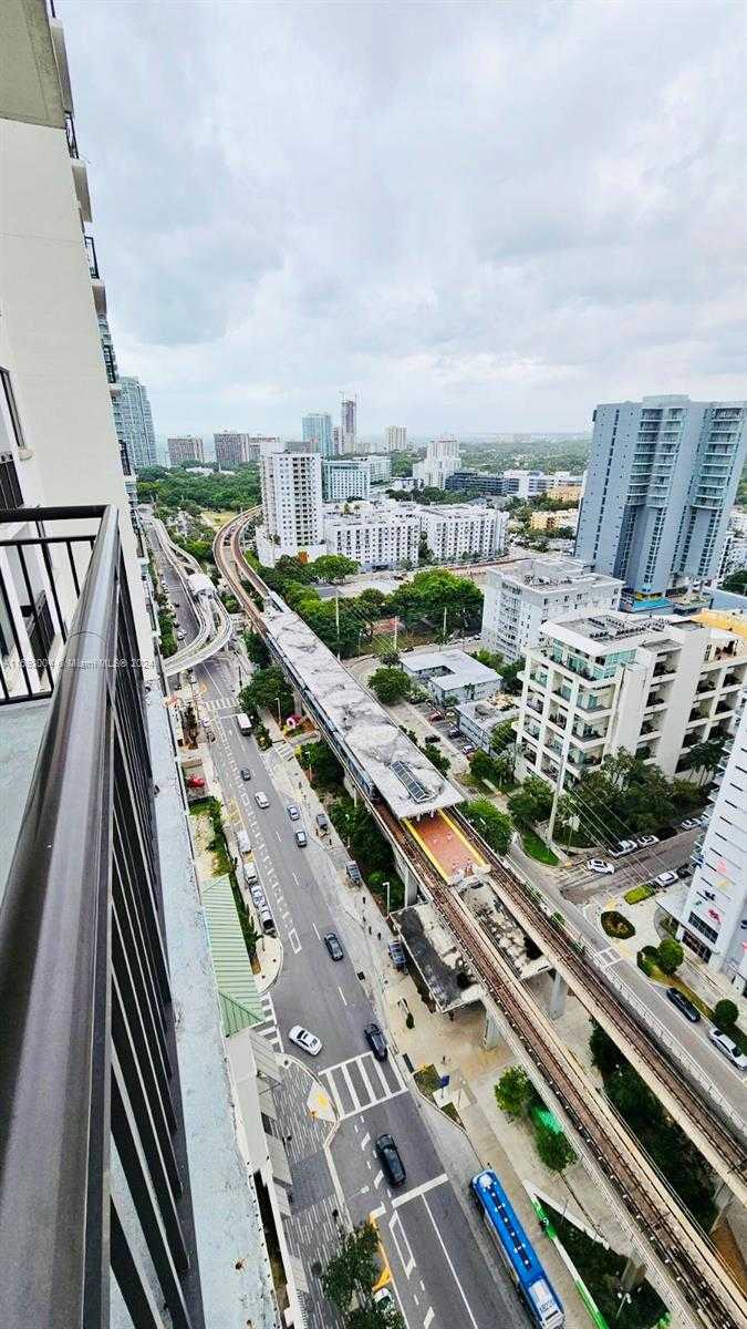 Small Image of 999 SOUTH WEST 1ST AVE #2509, Miami Number 38