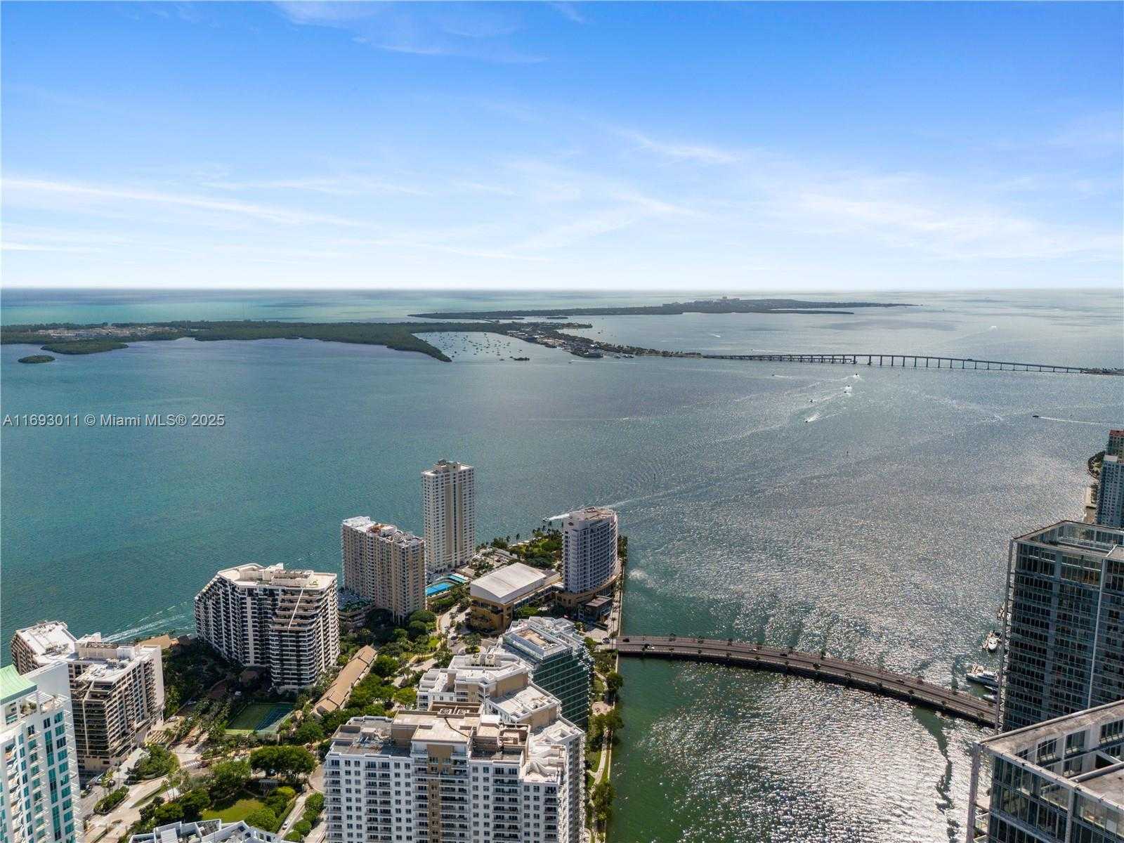 Small Image of 300 BISCAYNE BLVD WAY #2103, Miami Number 8