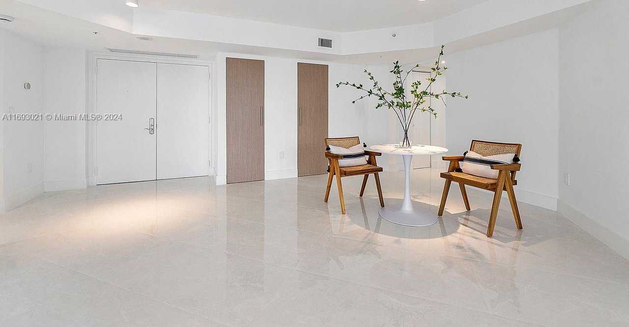 Small Image of 6301 COLLINS AVE #1508, Miami Beach Number 11