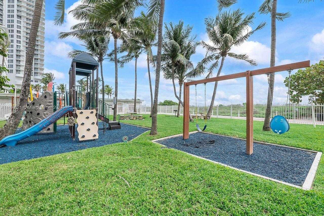Small Image of 6301 COLLINS AVE #1508, Miami Beach Number 18