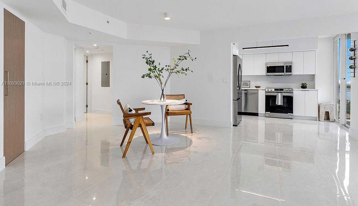 Small Image of 6301 COLLINS AVE #1508, Miami Beach Number 19