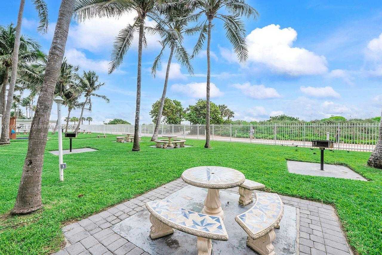 Small Image of 6301 COLLINS AVE #1508, Miami Beach Number 23