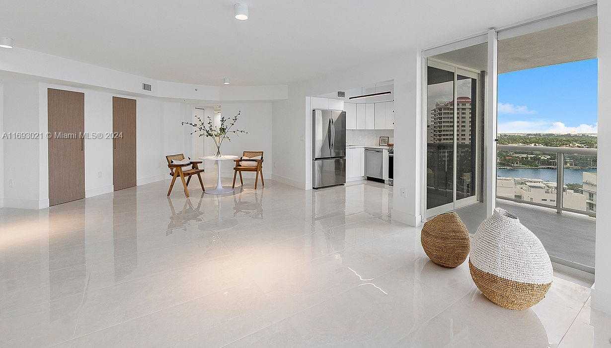 Small Image of 6301 COLLINS AVE #1508, Miami Beach Number 56