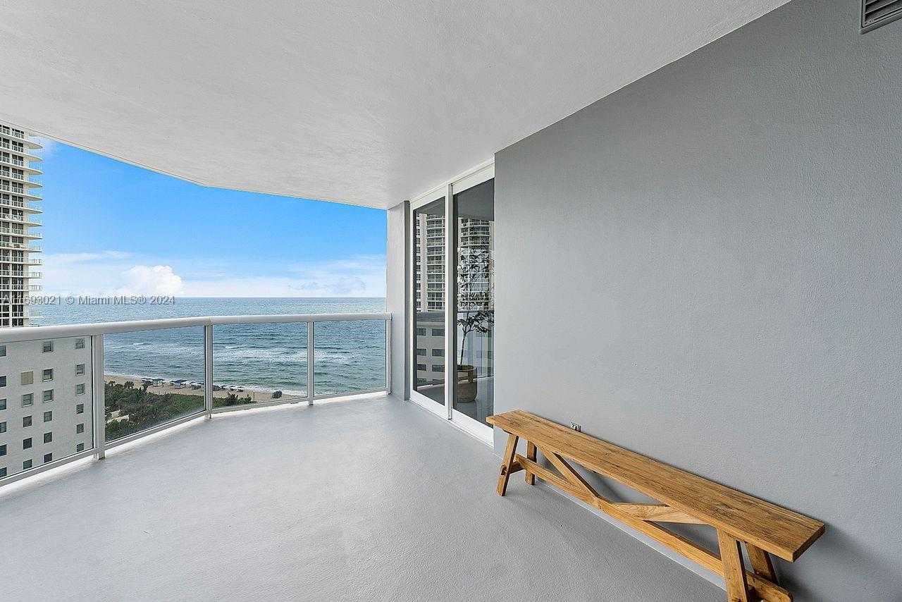 Small Image of 6301 COLLINS AVE #1508, Miami Beach Number 7