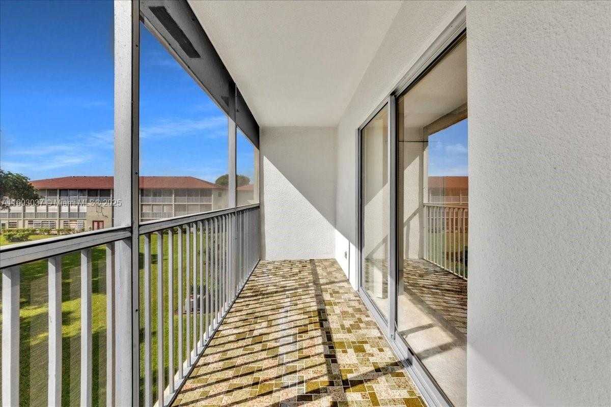 Small Image of 13500 SOUTH WEST 1ST ST #307U, Pembroke Pines Number 22