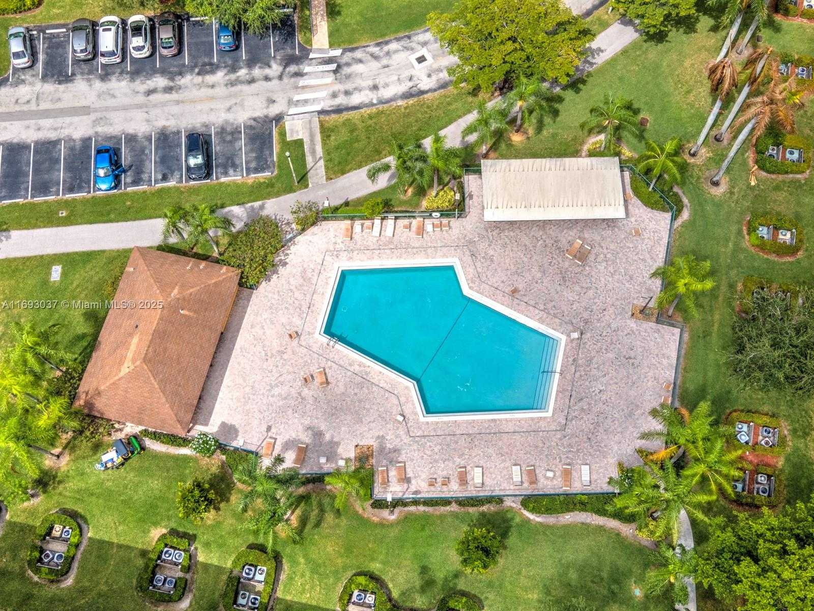 Small Image of 13500 SOUTH WEST 1ST ST #307U, Pembroke Pines Number 41