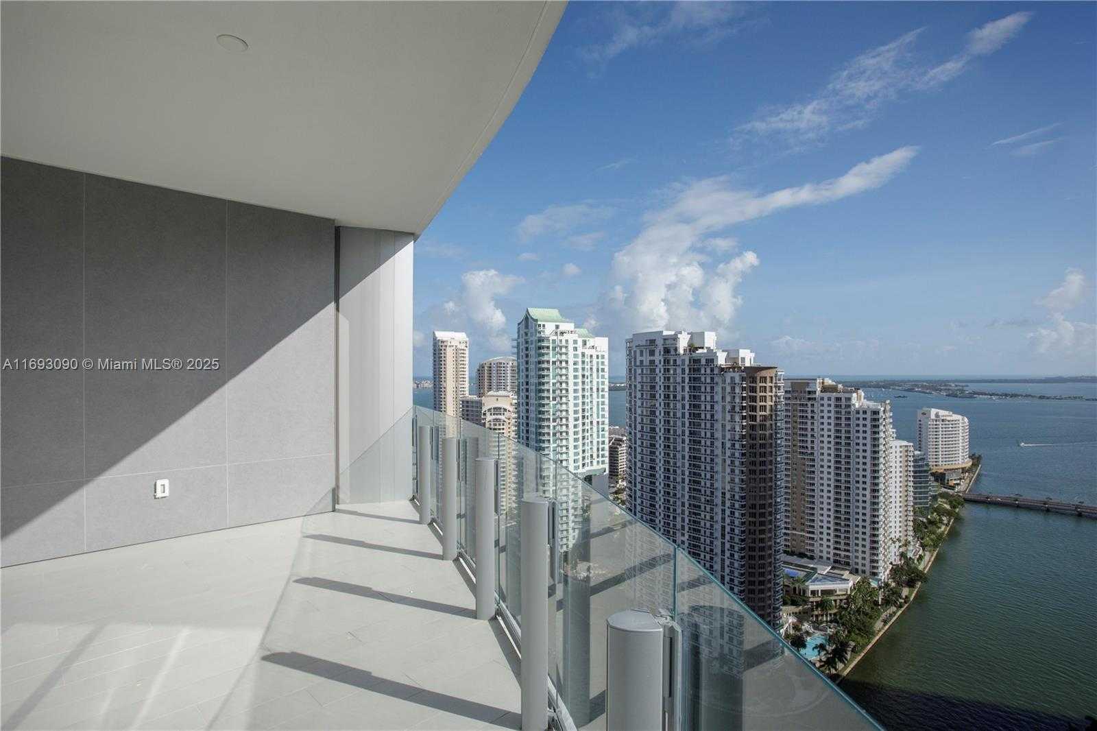Small Image of 300 BISCAYNE BLVD WAY #3307, Miami Number 28