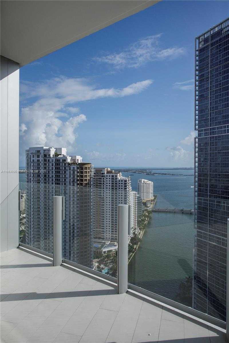 Small Image of 300 BISCAYNE BLVD WAY #3307, Miami Number 29