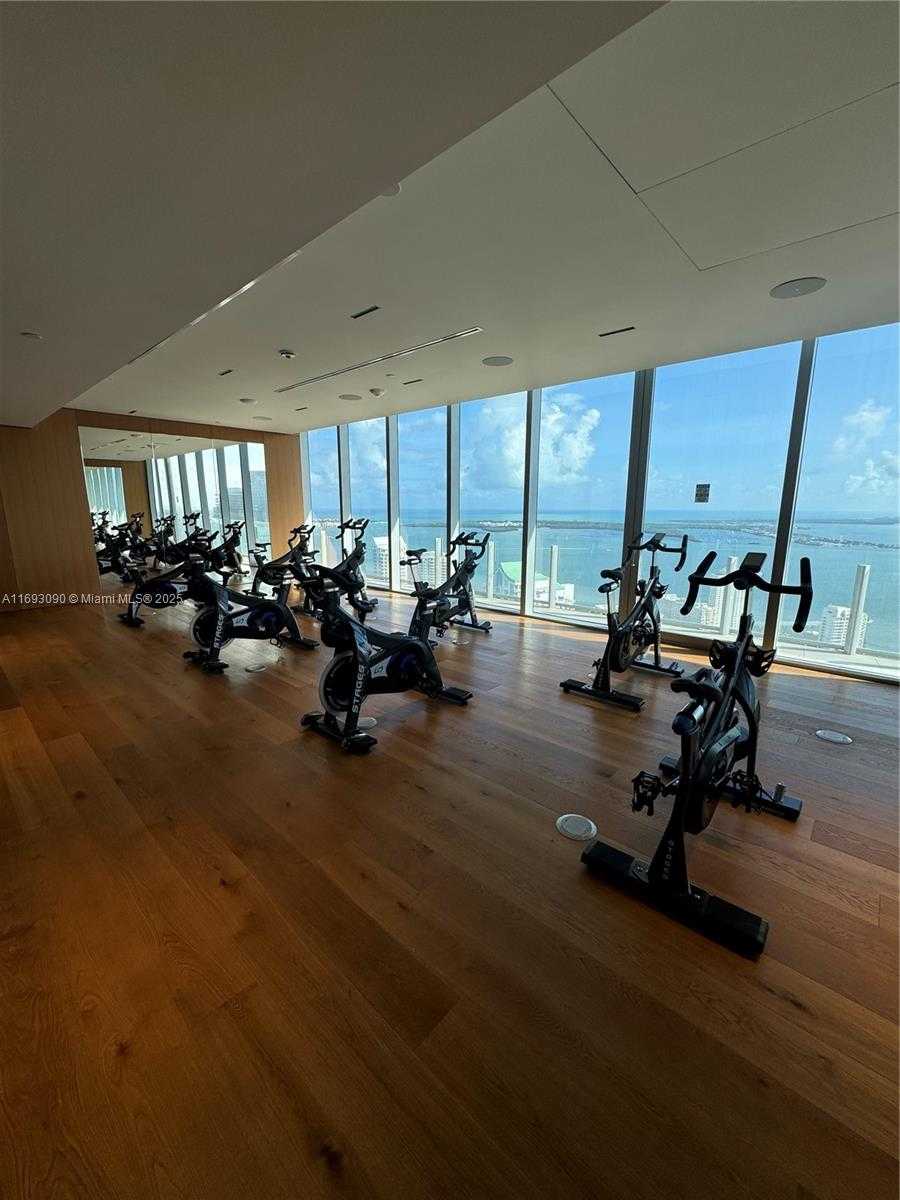 Small Image of 300 BISCAYNE BLVD WAY #3307, Miami Number 55